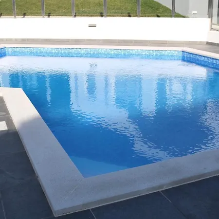 Artvilla Tourism بيت للعطل كاستانهيرا دي بيرا